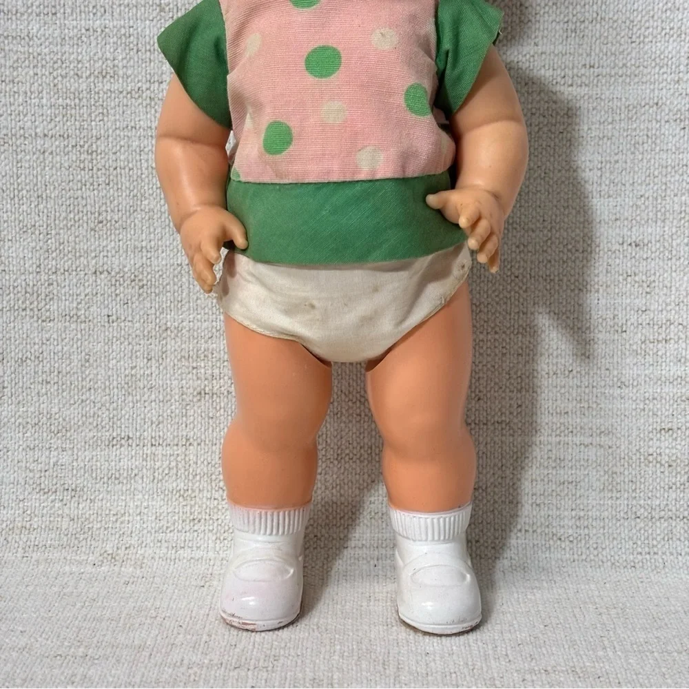 11" Mattel Baby's First Steps Doll (1967) - Picture 4 of 7
